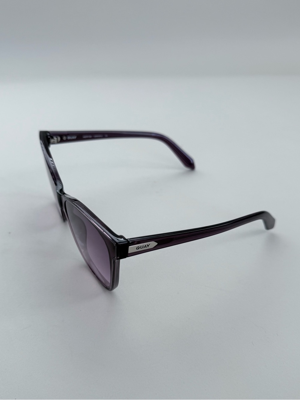 QUAY After Party Purple Oversized Sunglasses - Picture 4 of 9